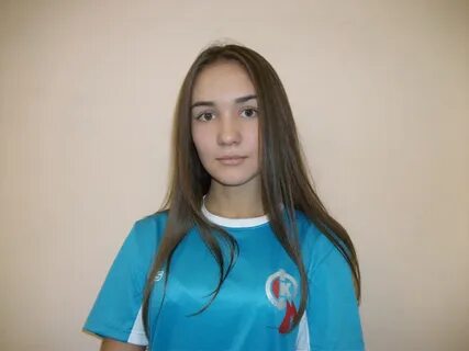Девушка 2003 года
