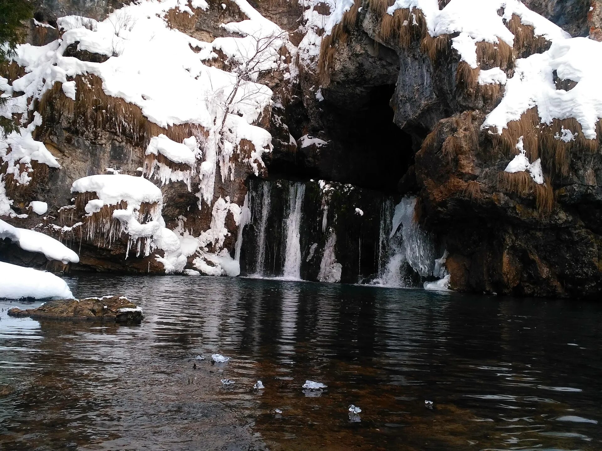 Уфа атыш водопад на машине. Атыш водопад башкирия. Куперля водопад башкирия. Инзер водопад атыш. Водопад атыш башкортостан.