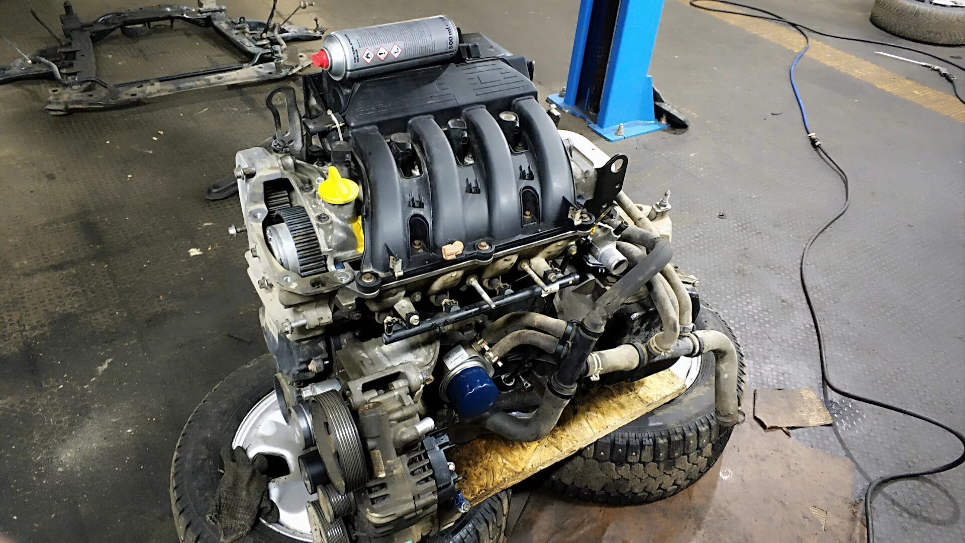 Дастер 2.0 замена двигателя. Рено Дастер 2.0 ДВС. Двигатель Рено f4r 2.0. Двигатель Renault Duster 2.0 f4r. Двигатель Рено Дастер 2.0 143.