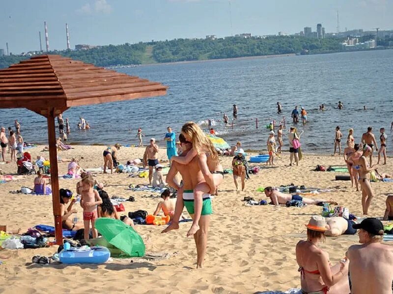 пляж левый берег чебоксары. пляж союз левобережная. пляж сосновка чебоксары. новочебоксарск волга пляж. пляж в чебоксарах на волге.