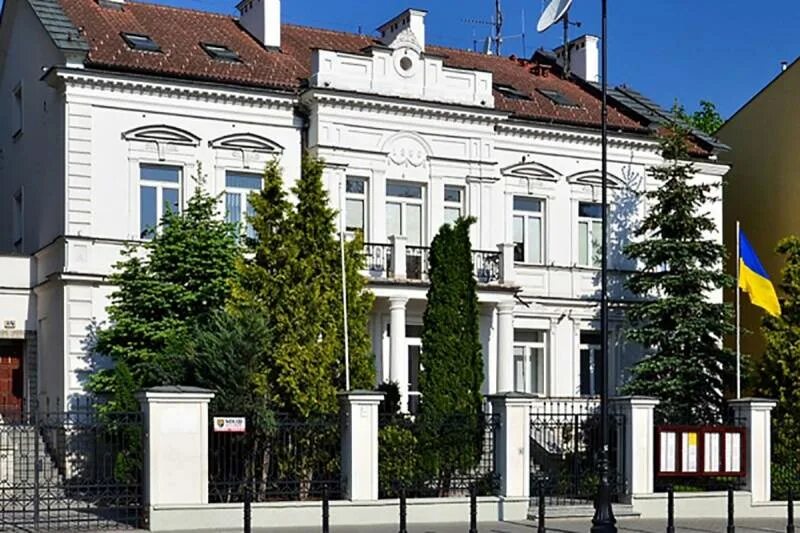 Посольство россии в польше