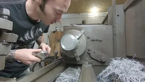 Первый день токарь