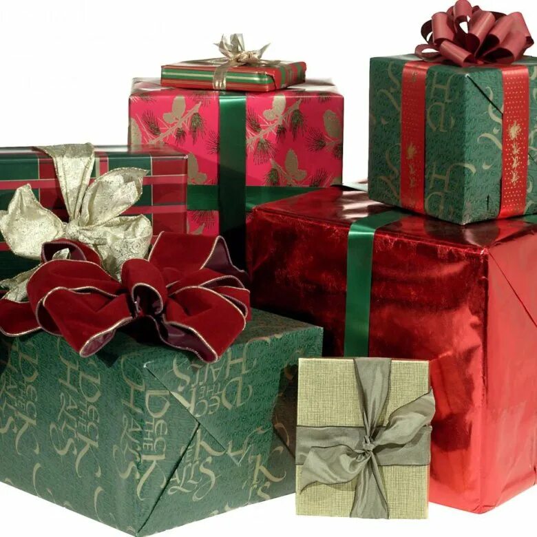 Подарочные коробки. Коробки под елку. Новогодние подарки. Много подарков. Новый год подарок россия