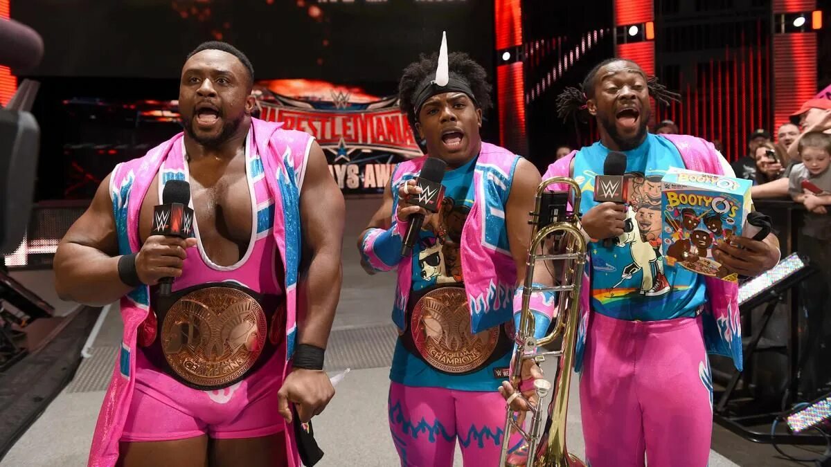 Break new day. Wwe kofi. Новый день wwe. Spinebuster. New newwer the newwest.