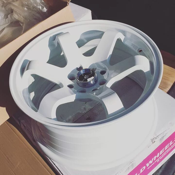 Диски rays 16. Rays te37 r16 4x100. volk racing te37 r16. реплика volk racing te37. volk te37 r16.
