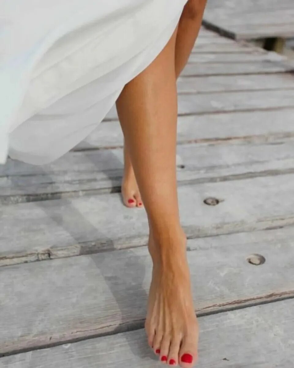 Красивые женские ноги. Красивые стопы. Красивые ступни. Босая стопа. Фото женских стоп