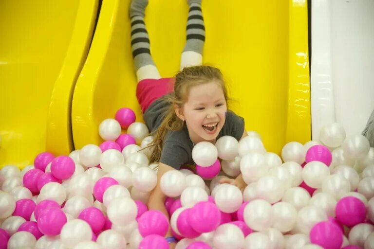 батут можга. плакат тут батут. батут можга. батут можга. батутный центр «тутбатут».