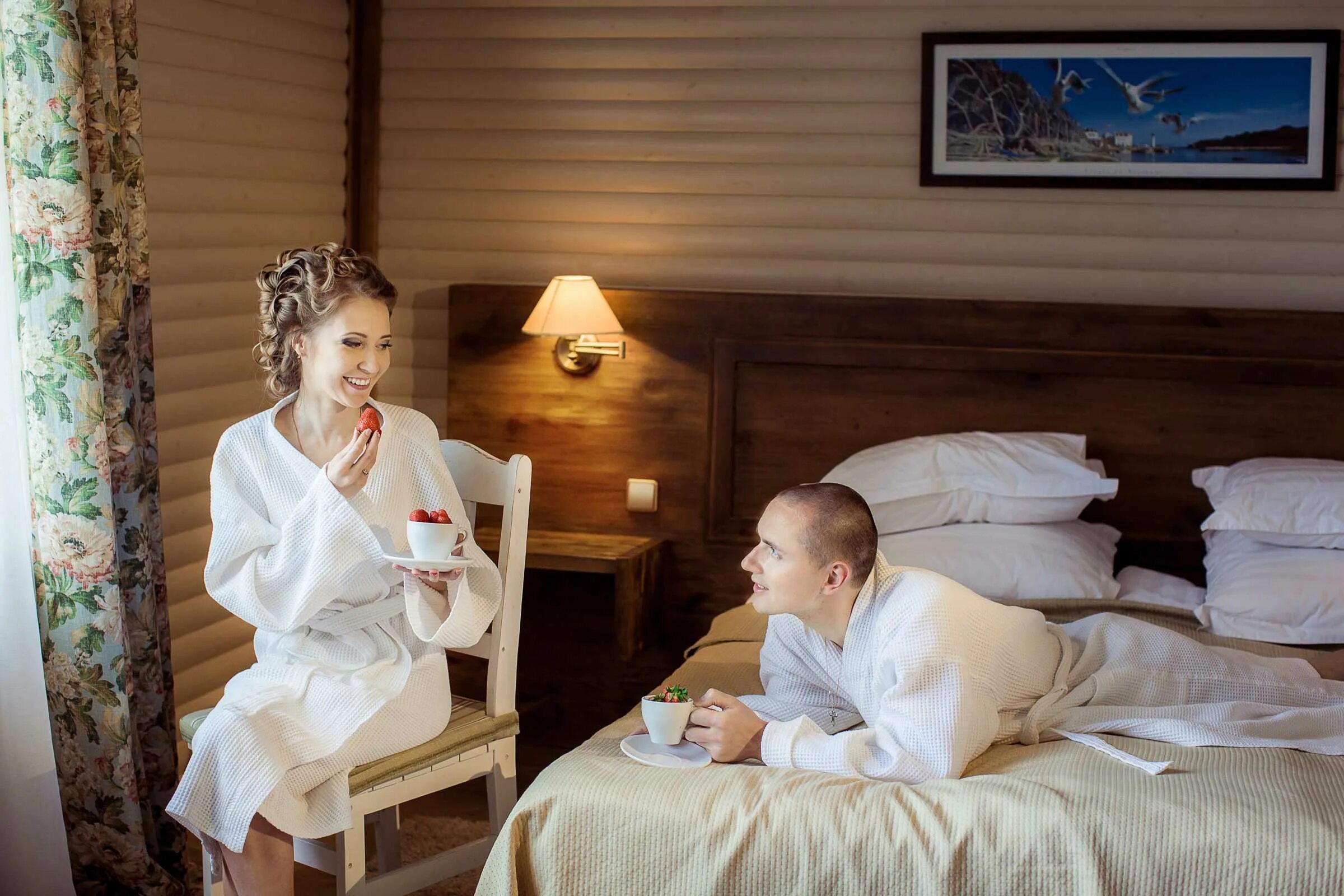 Совместные сборы жениха и невесты. Утренний молодоженов. Совместные сборы жениха и невесты. Утро жениха и невесты. Утро жениха и невесты фотосессия.