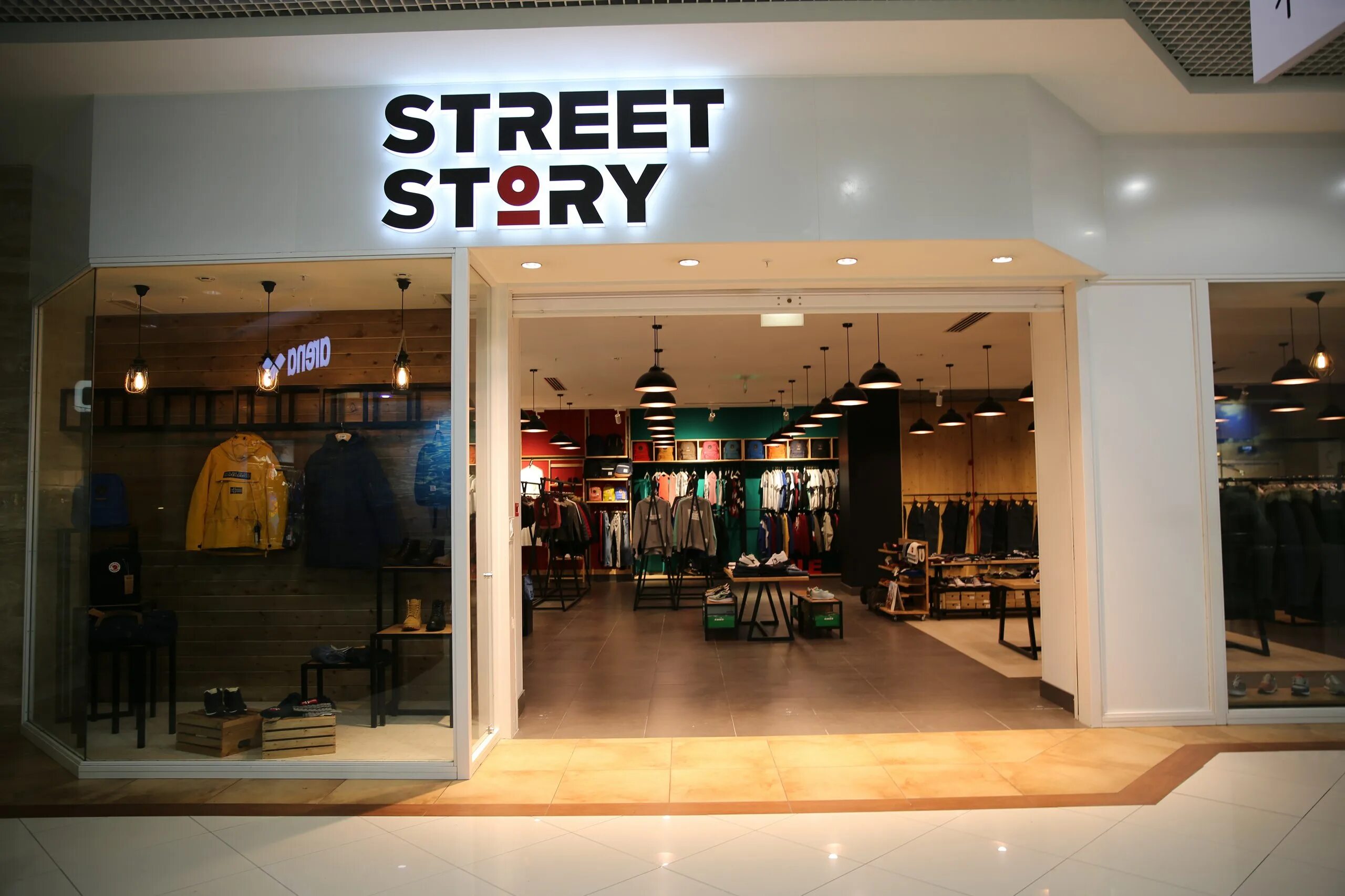 Other stories спб. The other stories метрополис этаж. Five stories магазин одежды. связной норильск. магазин other stories.