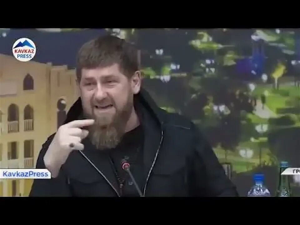 Дядя кадырова. Кадыров не слышно. Чеченские бойцы в мариуполе. Кадыров не слышно. Рамзан кадыров злой.