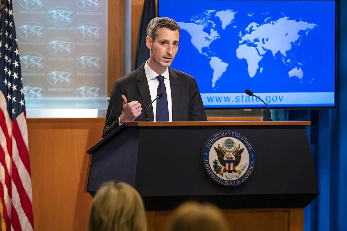 Сша дают возможность. Пресс-секретарь госдепартамента сша. представитель госдепартамента сша нед прайс. пресс-секретарь госдепартамента сша нед прайс. представитель госдепартамент сша.