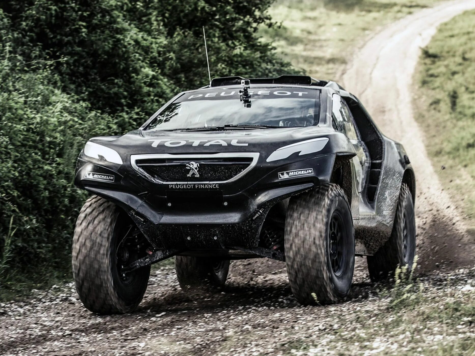 Пежо 2008 дакар. Land rover defender 110 heritage edition. Awd 4x4. Реклама renault duster. Хайлюкс ралли.