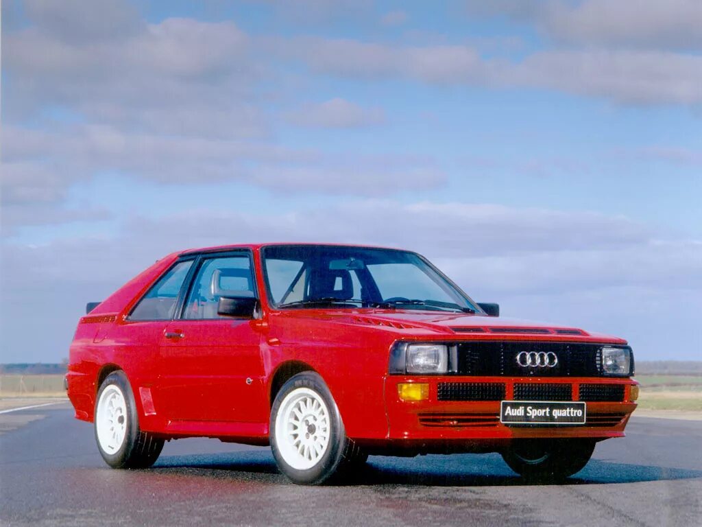 Ауди первого поколения. Ауди кватро с1. Ауди 80 спорт кватро. Audi quattro Sport 1980. Audi Sport quattro 1984.