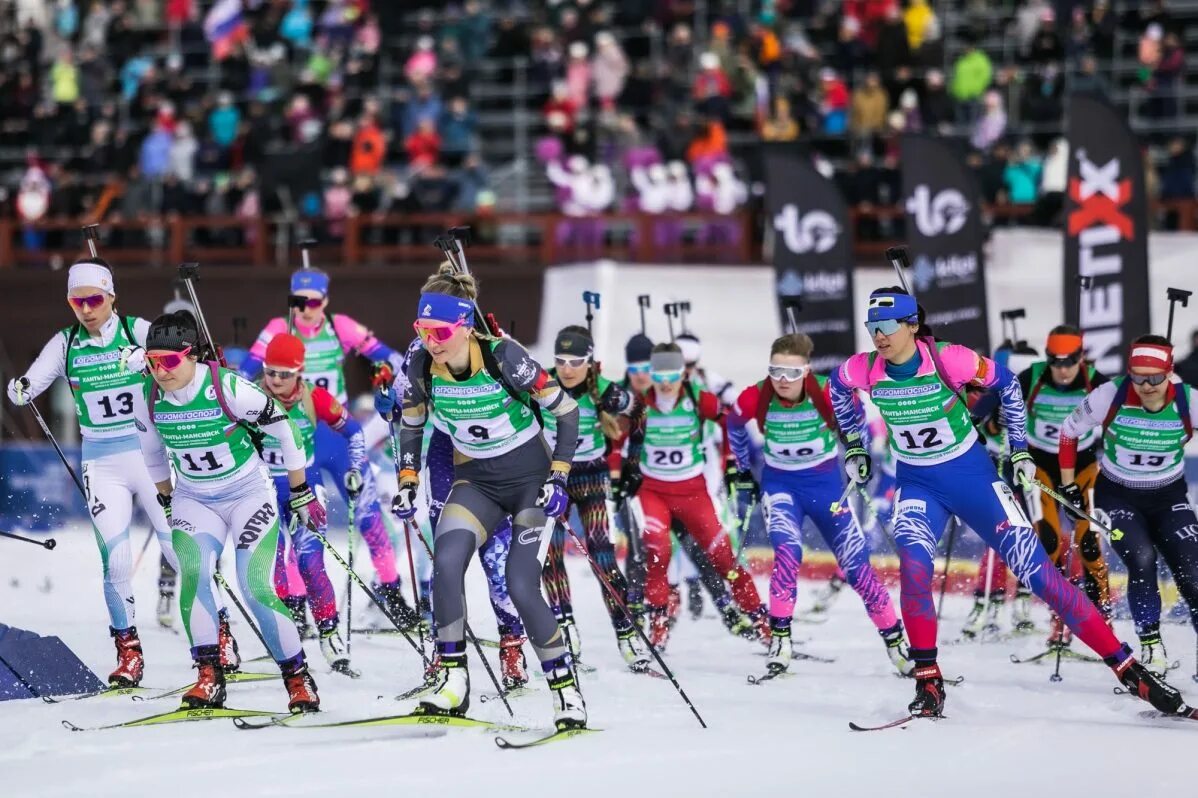 Масстарт мужчины чемпионат. ЮГРАМЕГАСПОРТ Ханты-Мансийск. Биатлон масс старт. Биатлон Ханты Мансийск Югра.