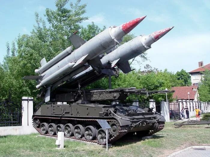 Зенитно-ракетный комплекс 2К11 "Круг". Самоходная пусковая установка 2П24 и упра