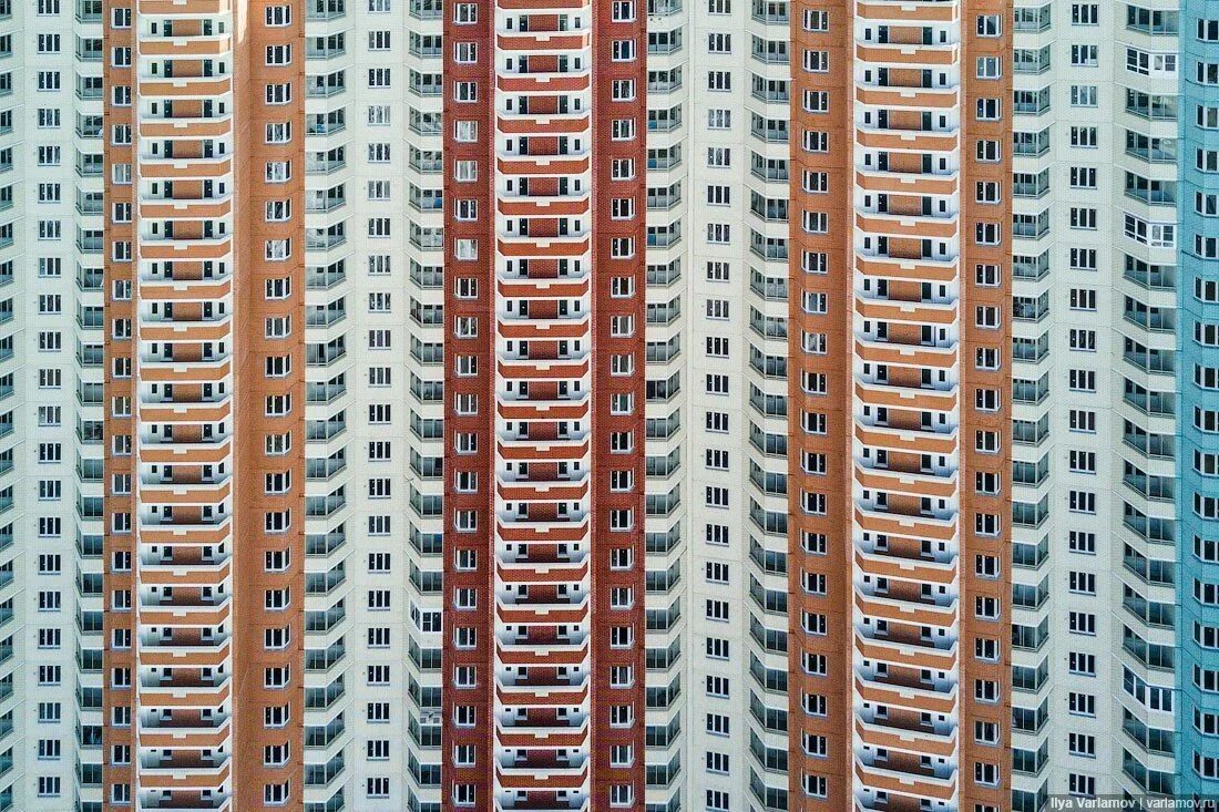 Темные многоэтажки. Мрачные многоэтажки. Панельные дома. Панельное здание. Твоя многоэтажка.