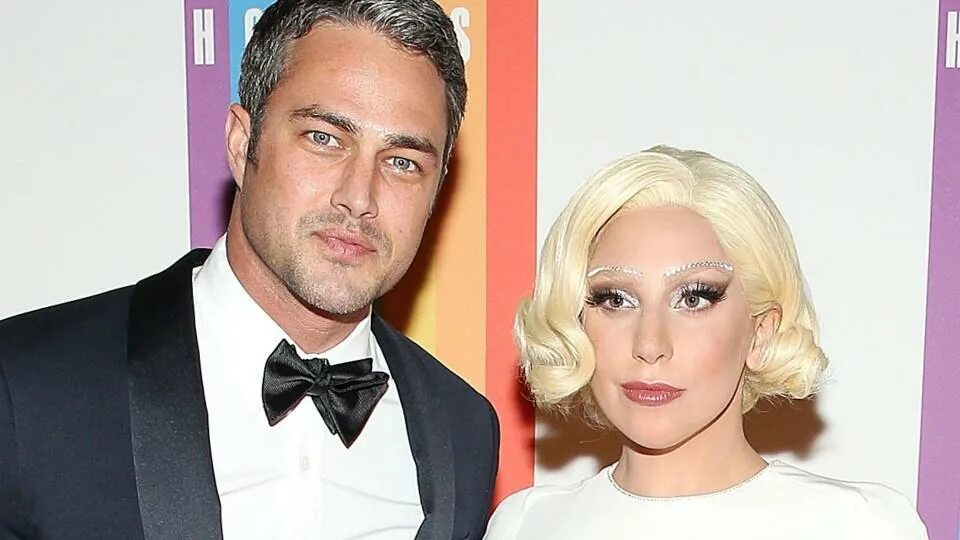 Леди гага биография личная жизнь муж Lady Gaga With Boyfriend