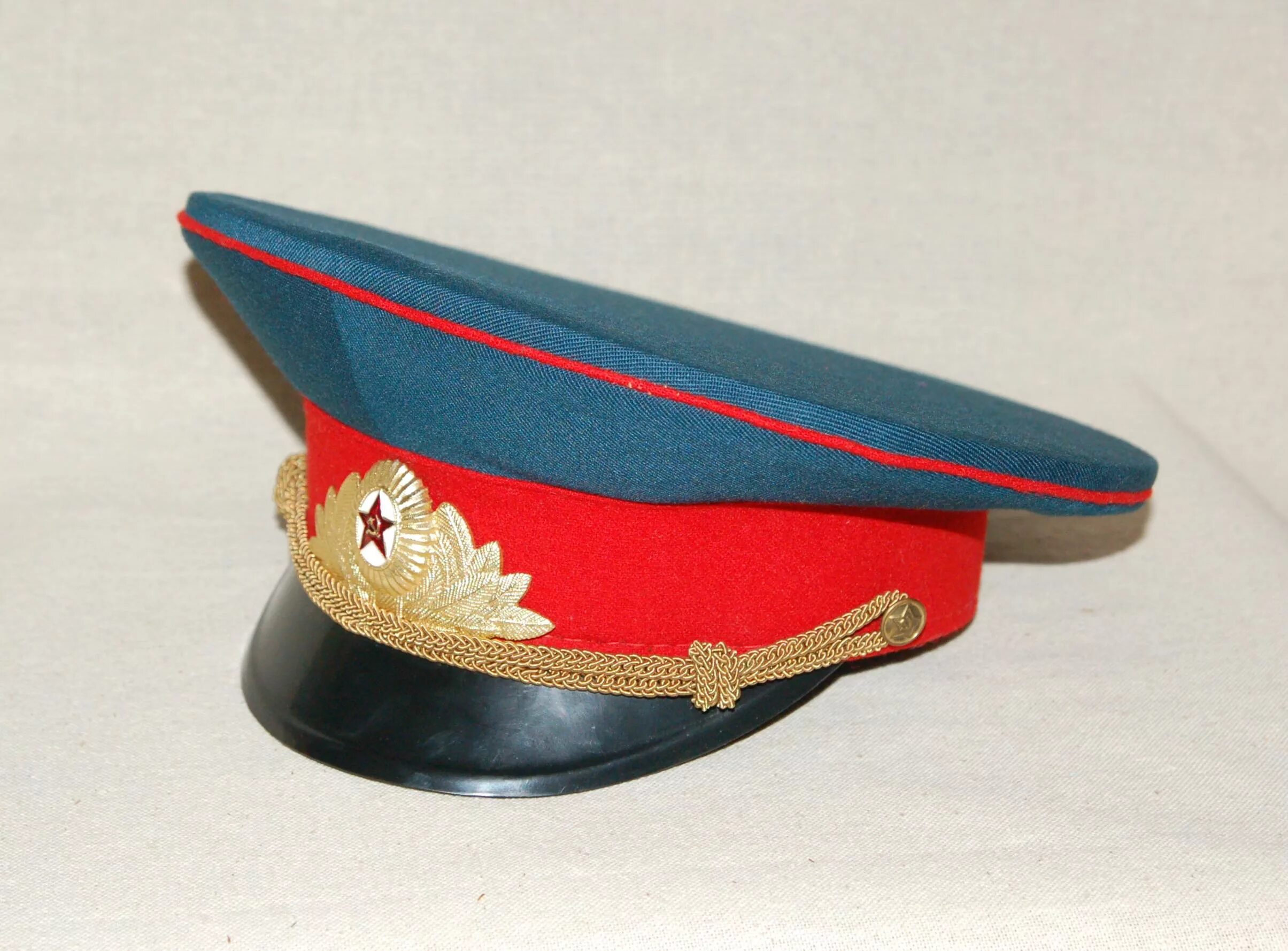 Приложение фуражки