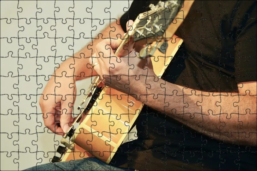 Музыка руками инструмент. Музыкальные инструменты в руках. Электрогитара в руках. Синтезатор музыкальный инструмент. Гитарист на черном фоне.