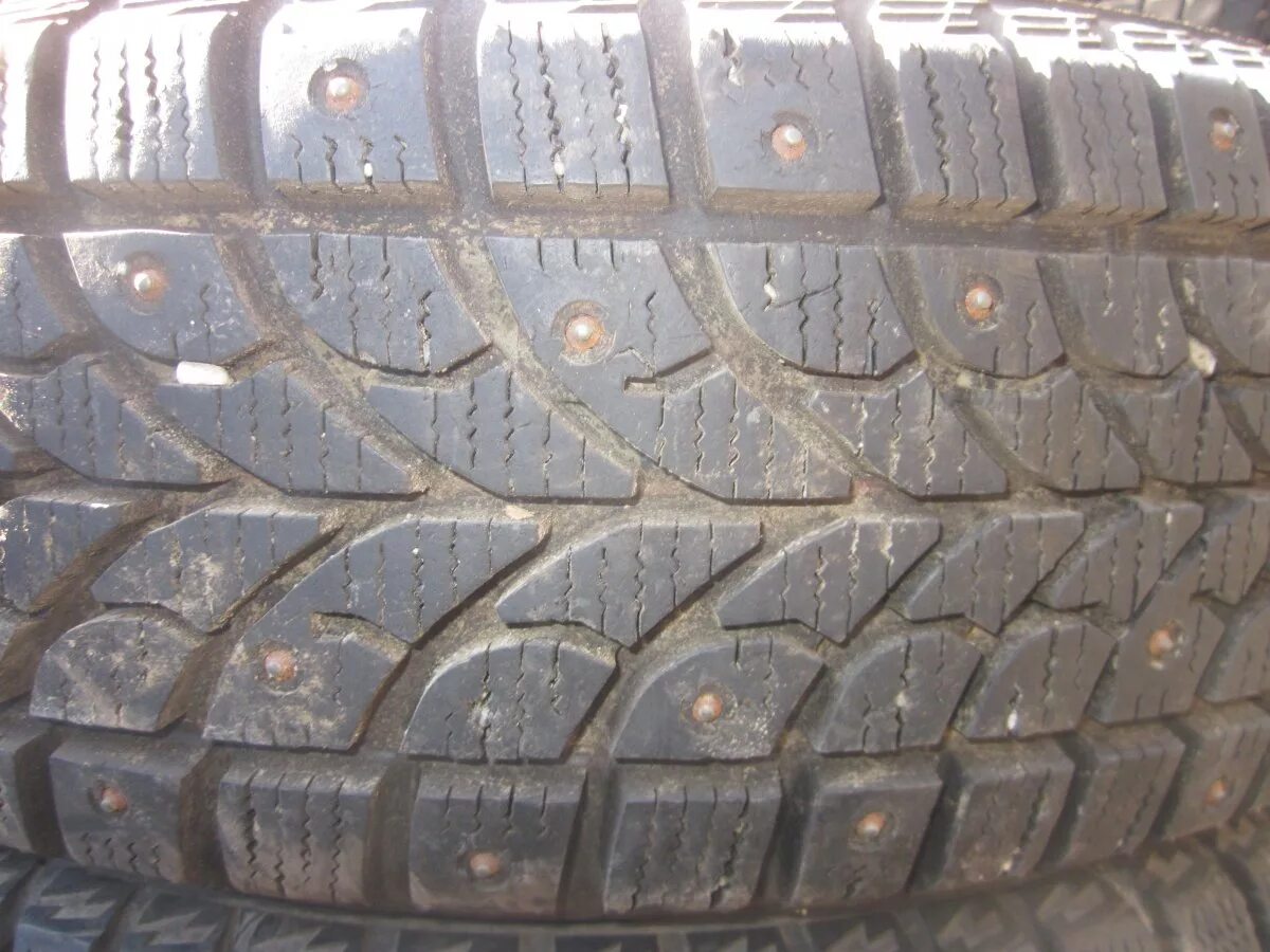 Б у шины 175 70. Bridgestone wt17. Bridgestone wt14 175/70 r13. Bridgestone wt17 175/65 r14. Bridgestone WT-14.