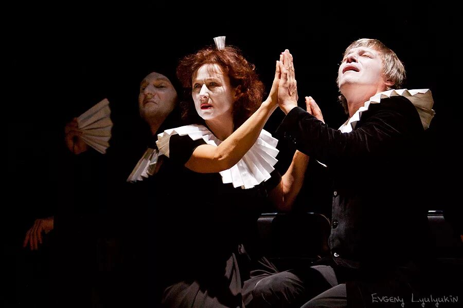 спектакль шекспир. пьеса гамлет шекспир. спектакль гамлет театр ермоловой. гамлет шекспир спектакль. театр ермоловой гамлет.