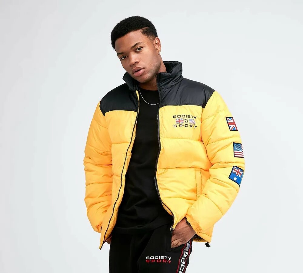 Society sports. Nike Puffer Jacket Yellow. Пуховик Хелли Хансен черно желтый. Пуффер куртка мужская. Society Sport куртка.