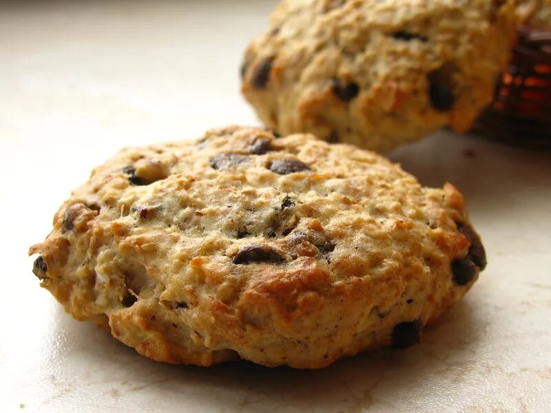 Постное печенье из овсяных хлопьев. Постное овсяное. Овсяное печенье постное. Постное печенье с медом. Овсяное печенье.