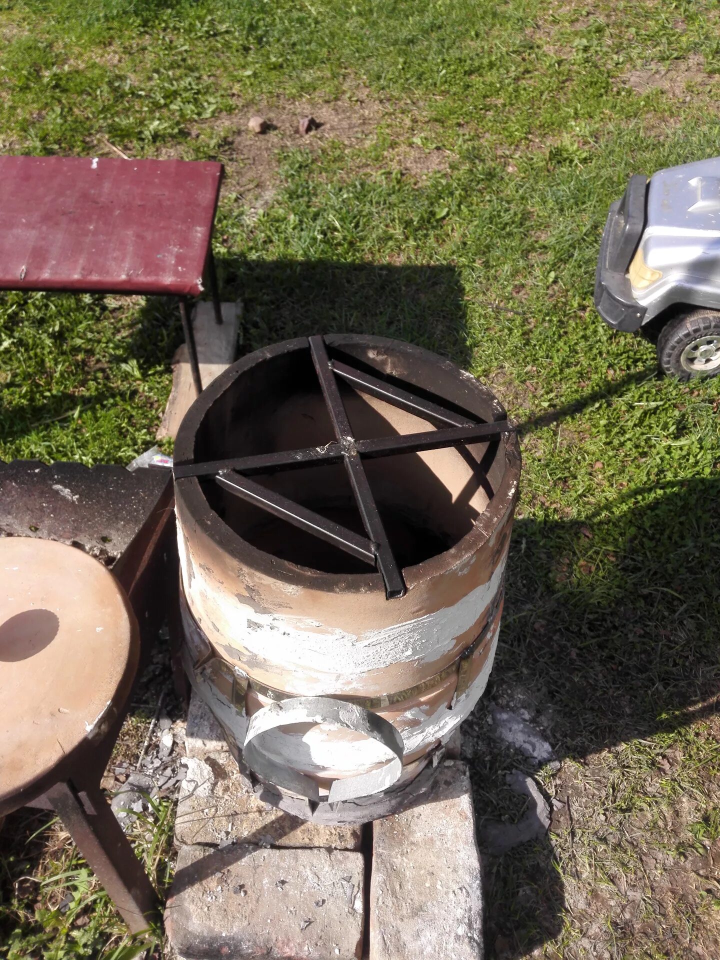 Бетонное кольцо для костровища. Печь из дисков. Печка под казан из колесных дисков. Печь из автомобильных дисков. Тандыр из металлической бочки.