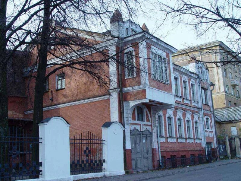 Верхне-волжская набережная, 2а. Гериатрический центр нижний новгород. Больница 3 верхневолжская 21. Больница красного креста, построенная на средства м. Верхневолжская набережная больница 3 нижний новгород 21.