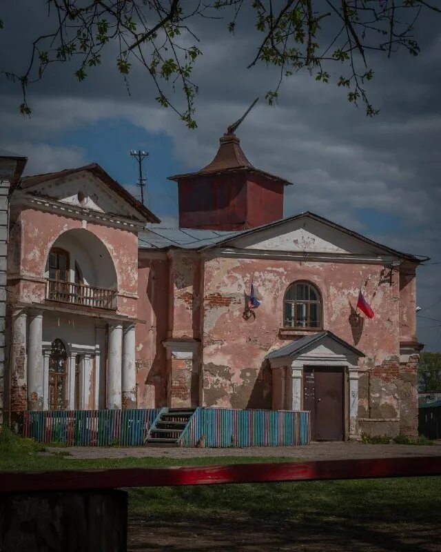 школа номер 9 город нефтеюганск. женщины вичугский район. введенский храм вязники. подслушано вичуга. усадьба бергов в первомайском.