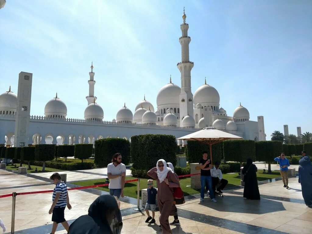 Чудеса арабских эмиратов. Аравийское чудо. Дубай по арабски. Arabskoe картинки.