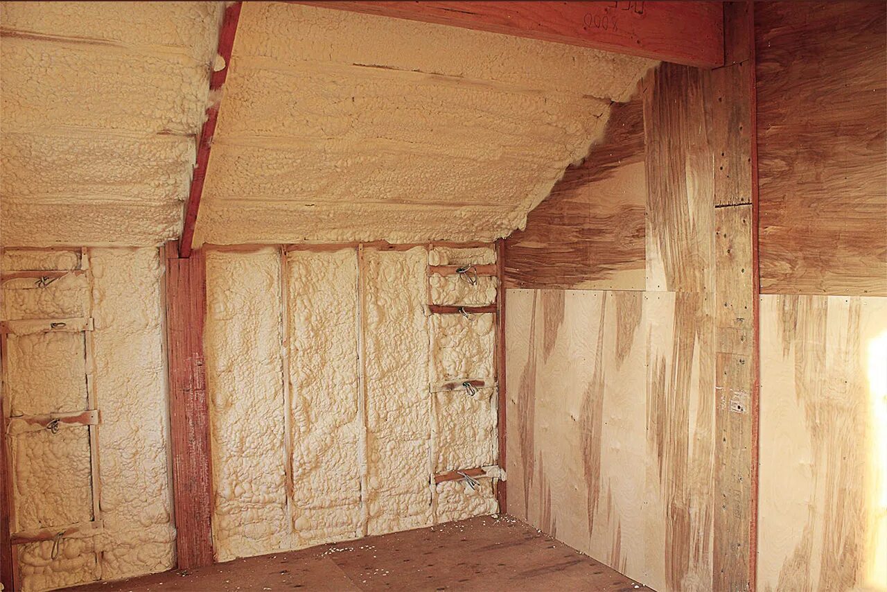 Утеплители для внутренних стен. Теплоизоляция для стен изнутри. Теплоизоляция стен внутри. Внутренний утеплитель для деревянных стен.