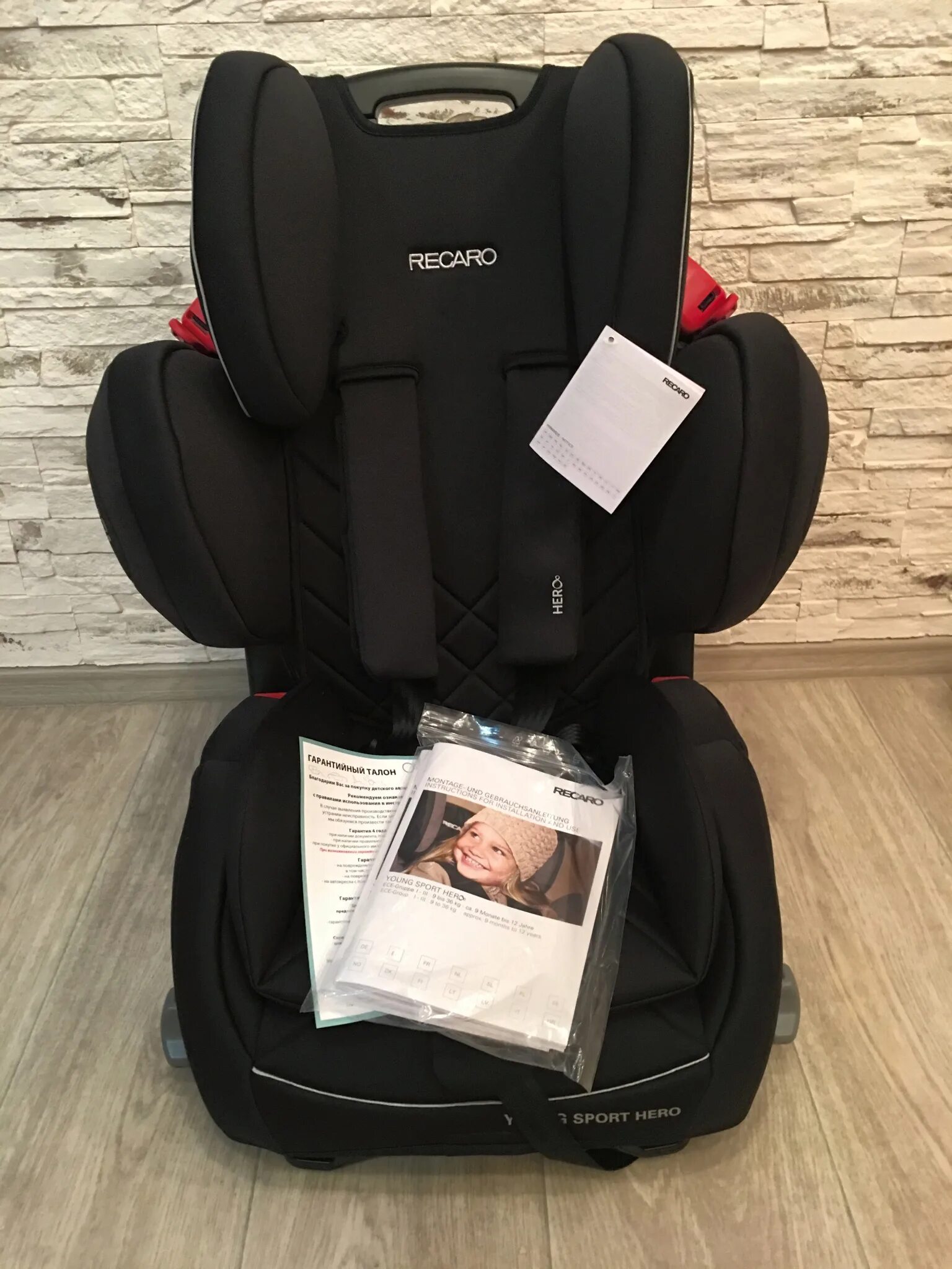 Автокресло recaro young. Автокресло Recaro young Sport. Автокресло Recaro young Sport Hero. Детское кресло автомобильное Recaro young Sport Heroes. Recaro young Sport Hero Racing.