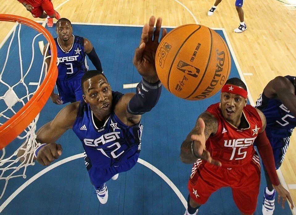 Баскетболом занимается 48 человек. Баскетболист Ховард матч всех звезд 2013. Звезды баскетбола. Знаменитости баскетбола. Звездный баскетбол.
