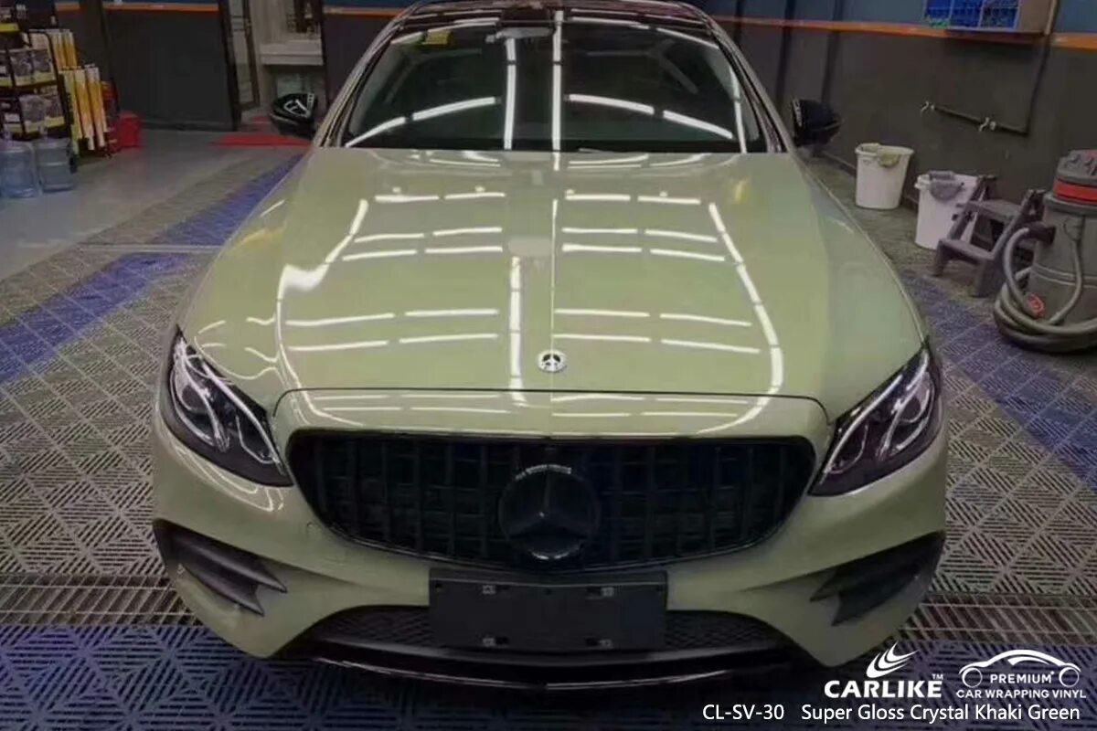 Кристалл хаки. W204 винил Khaki Green. Mercedes CL виниловая пленка. Super Gloss Khaki Green. Супер глянец Hybrid Black Gloss.