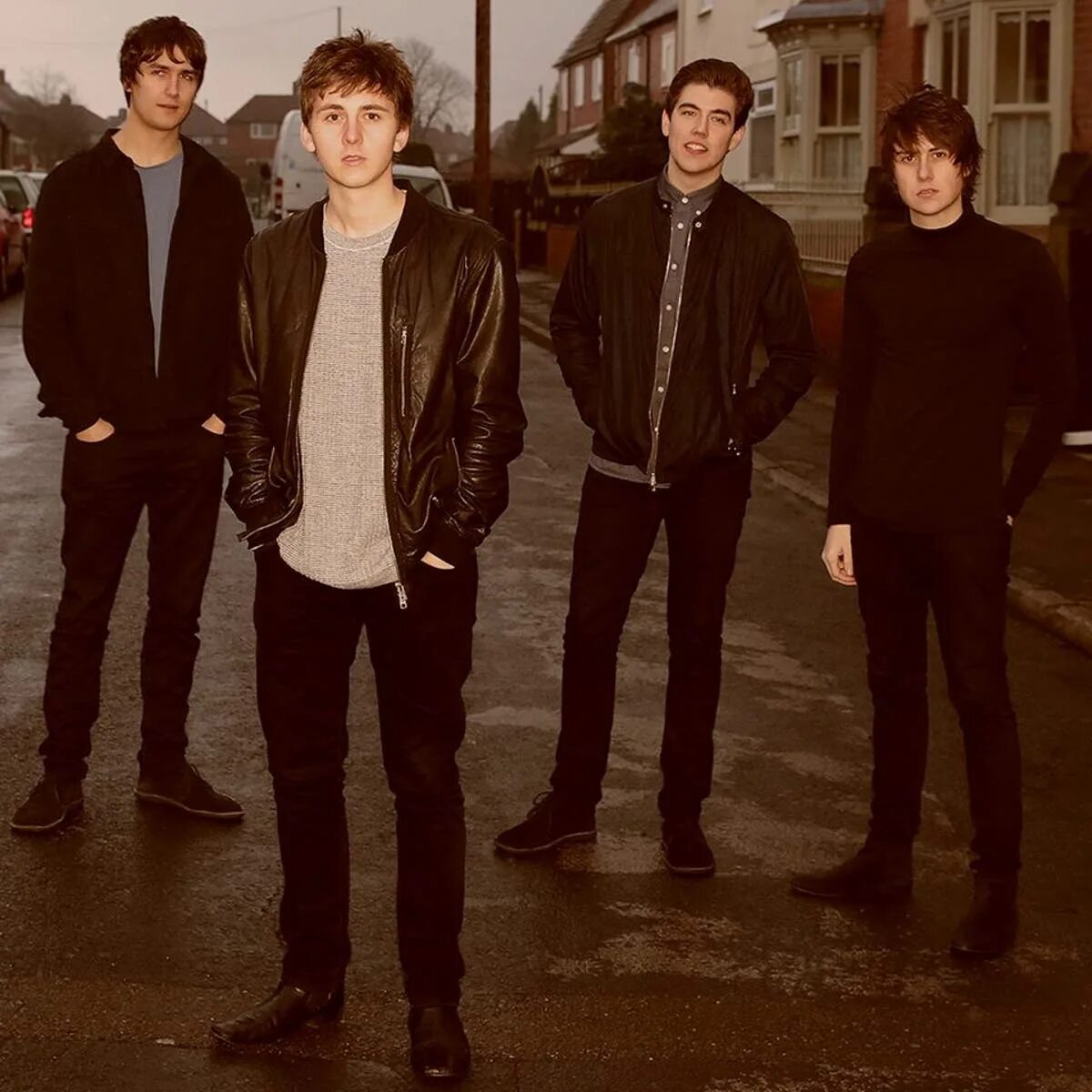 Группа the Sherlocks. Инди рок. Обложка инди рок группы. Инди рок Великобритания. Инди клипы