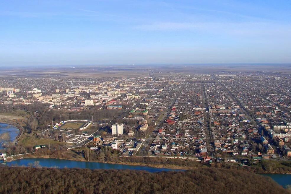 Реальное время в майкопе. Город Майкоп Краснодарский край. Россия, Республика Адыгея, Майкоп. Майкоп столица Республики Адыгея. Гор Майкоп Краснодарского края.