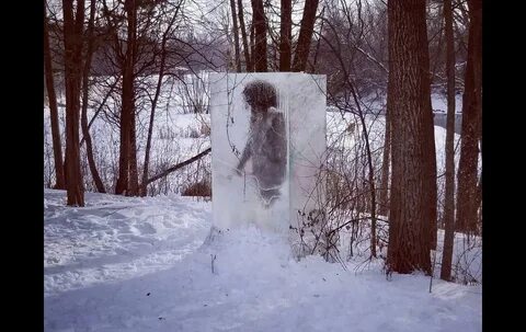 Охотники нашли замерзшую беременную девочку и отнесли