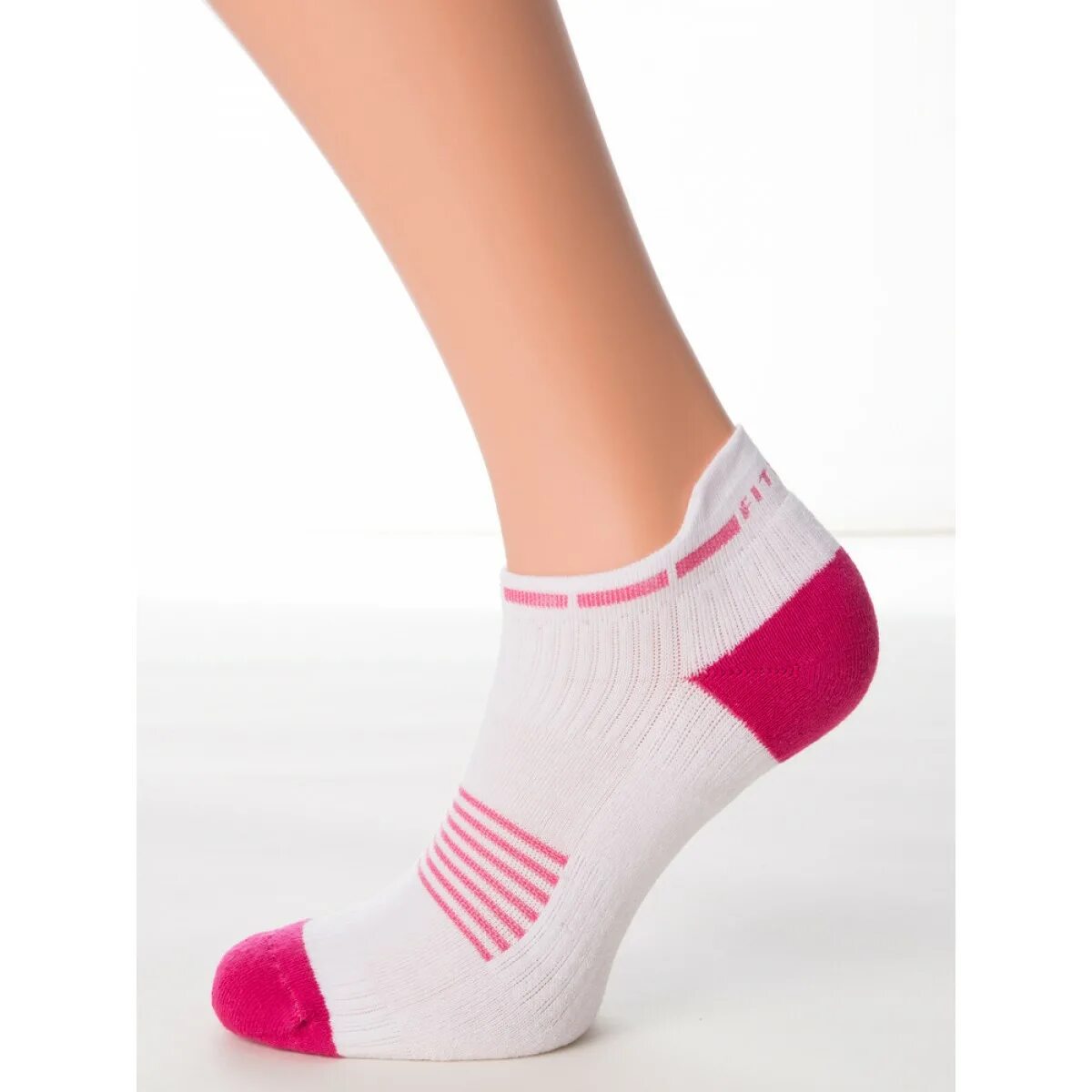 Розово белые носки. Носки Giulia ws1c 007. Короткие спортивные носки. Носки спортивные женские. Спортивные носки женские короткие.