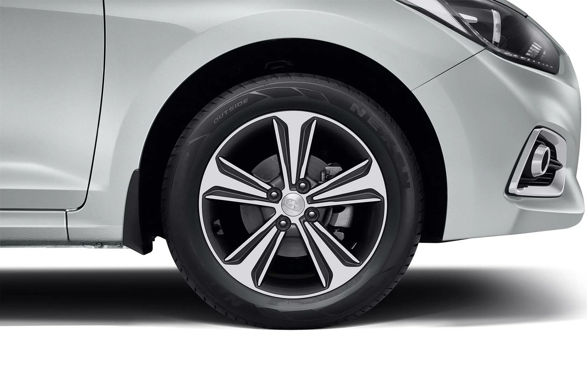 Литые диски на солярис r16. Диск литой hyundai solaris r15. Колеса hyundai solaris r16. Диски р16 на солярис. Диски на солярис r16.