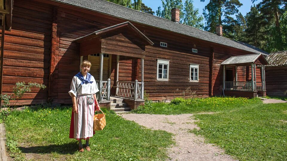 Музеи есть под открытым небом. Музей под открытым небом Сеурасаари. Музей под открытым небом Финляндия. Музей остров музей Финляндии. Сеурасаари Хельсинки.