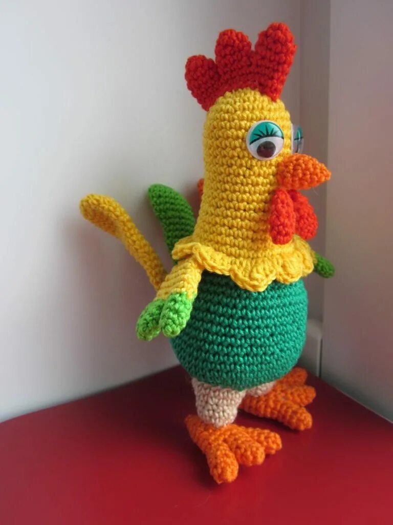 вязание крючком петуха. свяжем петуха. вязаный петух крючком. свяжем петуха. вязаные петушки крючком.