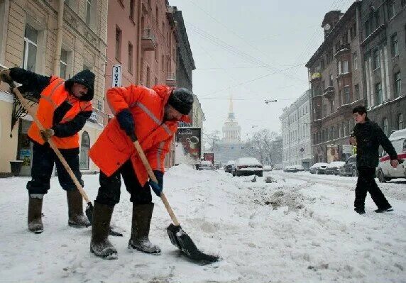 Работа в санкт петербурге для мужчин дворником