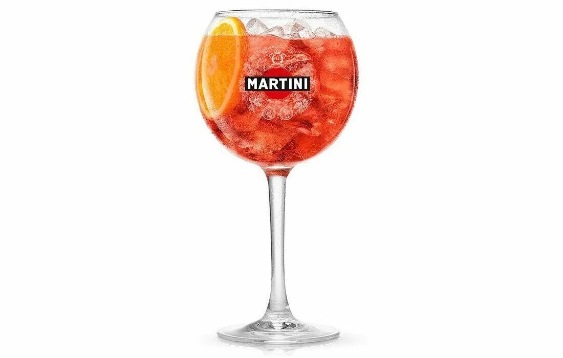 Martini tonic. Мартини фиерро тоник коктейль. Коктейль мартини с тоником. Martini fiero tonic. Мартини бьянко тоник коктейль.