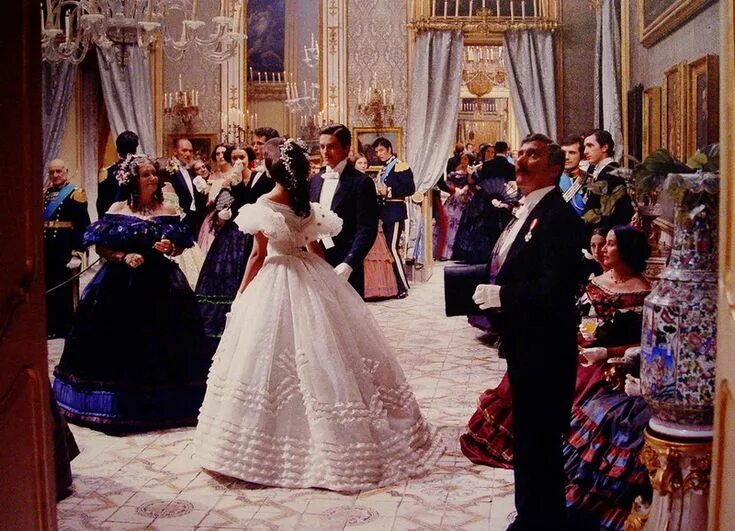 Вальс викторианской эпохи. Свадебное платье викторианской эпохи. Платье дебютантки 19 век. Aesthetic Викторианская эпоха.