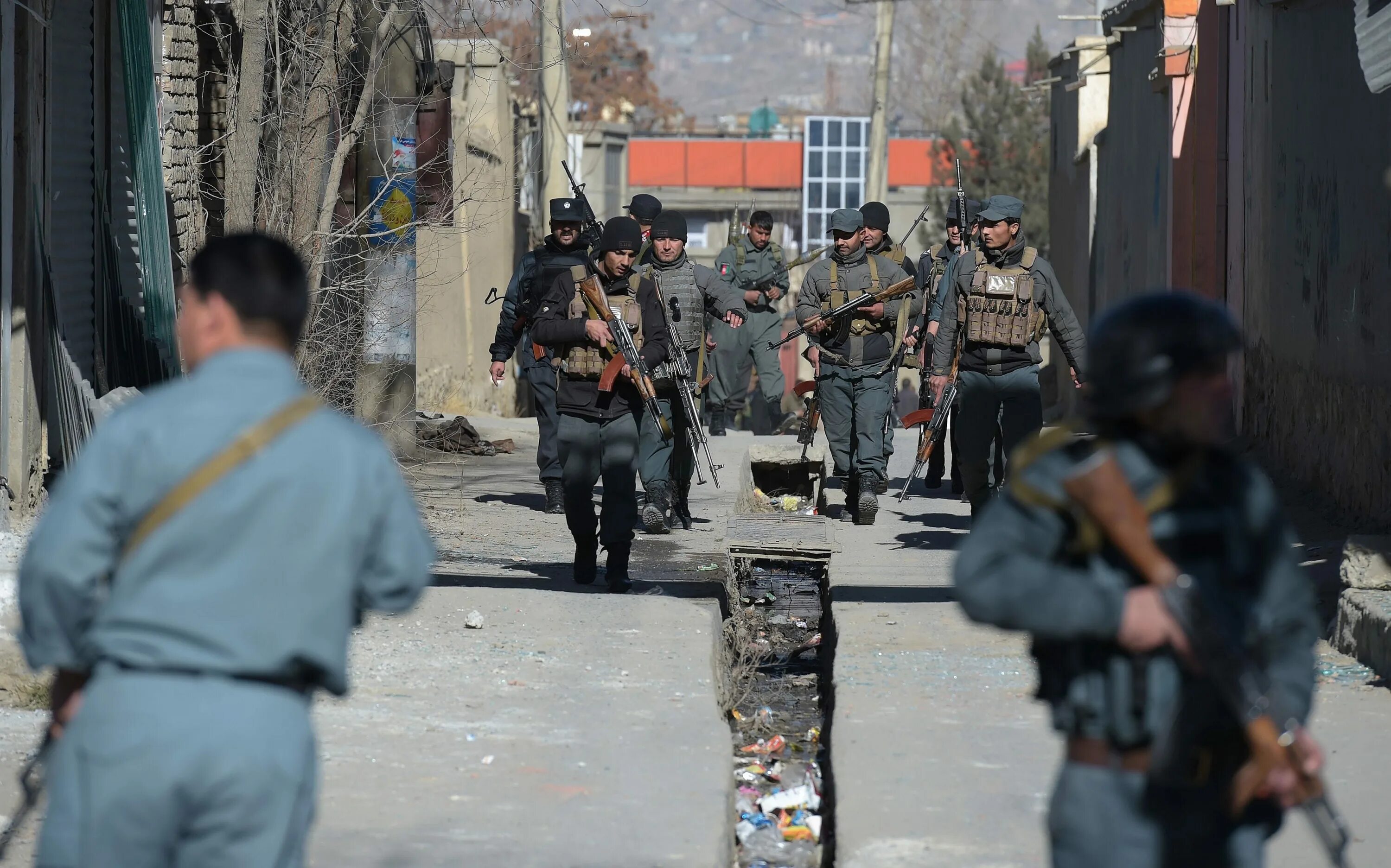 Базар Кабула. 15 Минут Бенгази на встрече с боевиками.