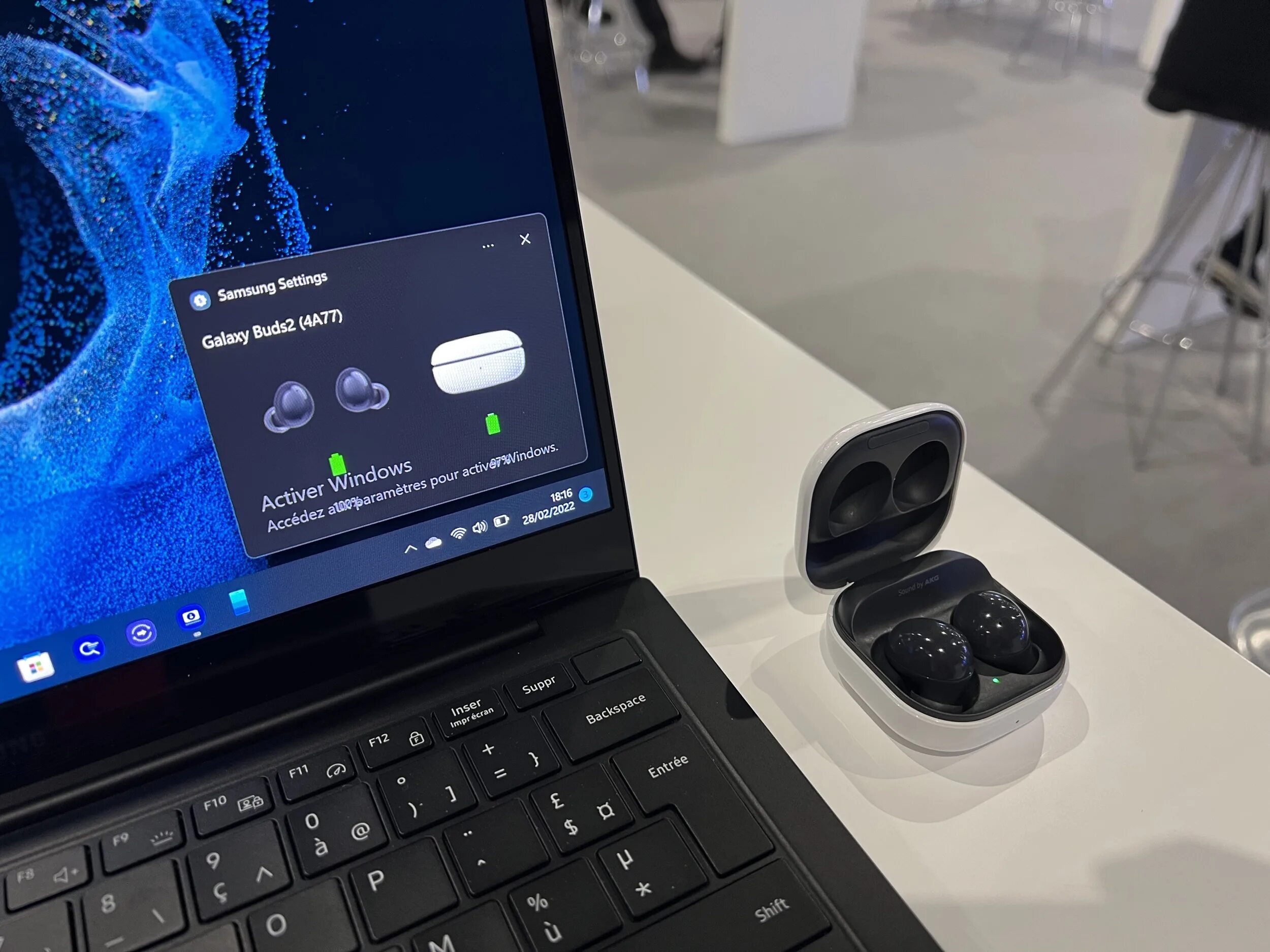 Наушники samsung buds зарядка. Galaxy buds 2 pro упаковка. Samsung galaxy buds pro attic violet. Samsung buds 2 pro размер вуфера. Galaxy s21 ultra buds pro.