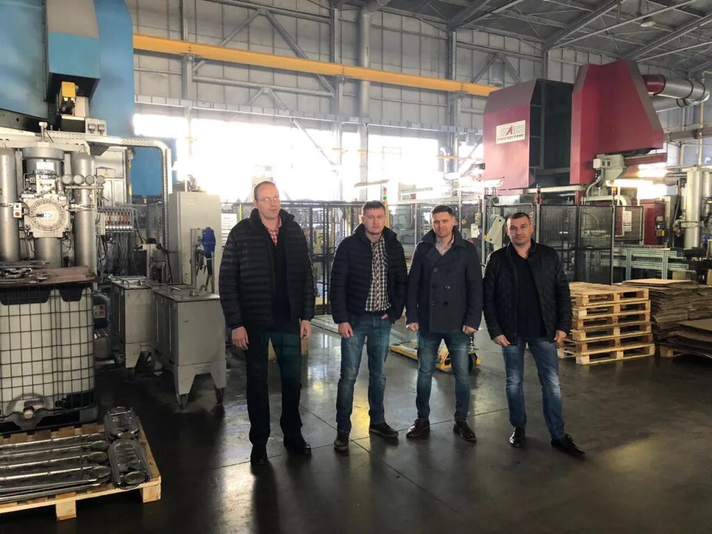 Завод ооо «теплоприбор» рязань. Стройка магазина в деревне. Экономстрой москва. Сетка для бигбэгов. Балтполитэкс.