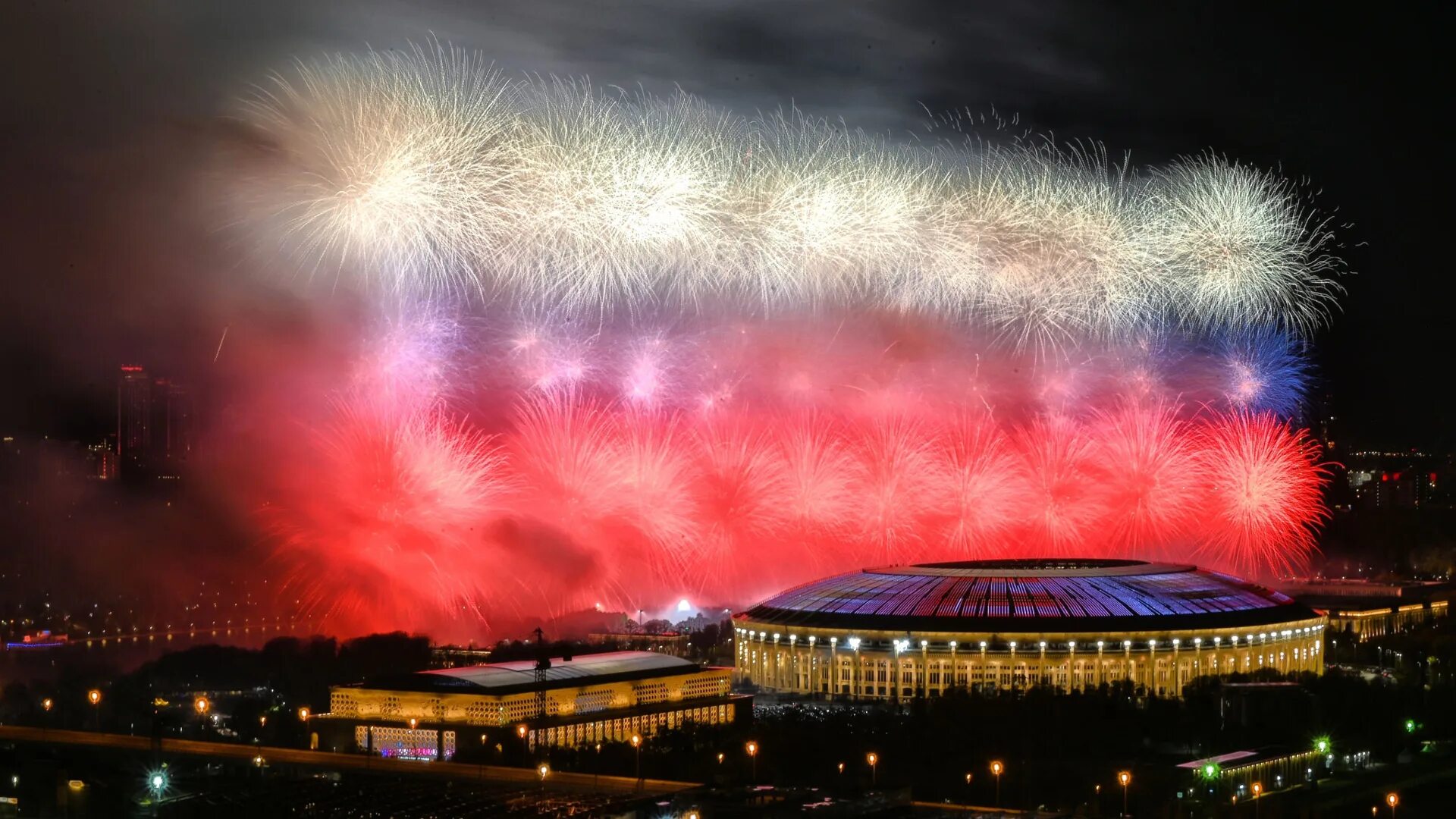 Салют 9 мая 2023. Парад салют. Салют в Москве. Салют Победы. Праздничный салют в Москве.