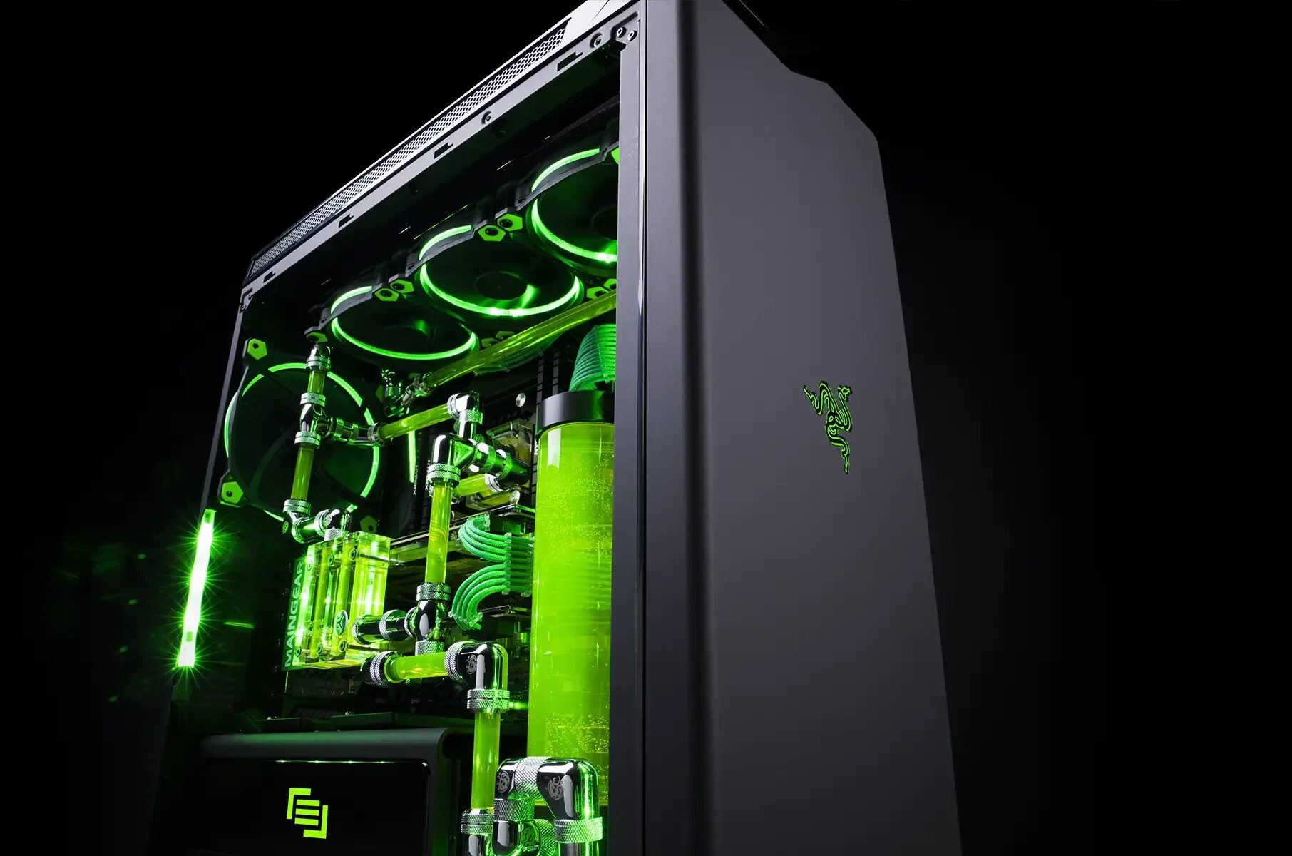 ПК r1 Razer Edition. Maingear-r1-Razer-Edition. Компьютер Razer игровой Maingear. Сборка ПК рейзер. Самый мощный процессор для пк